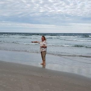 Meet your Posher, Cheri